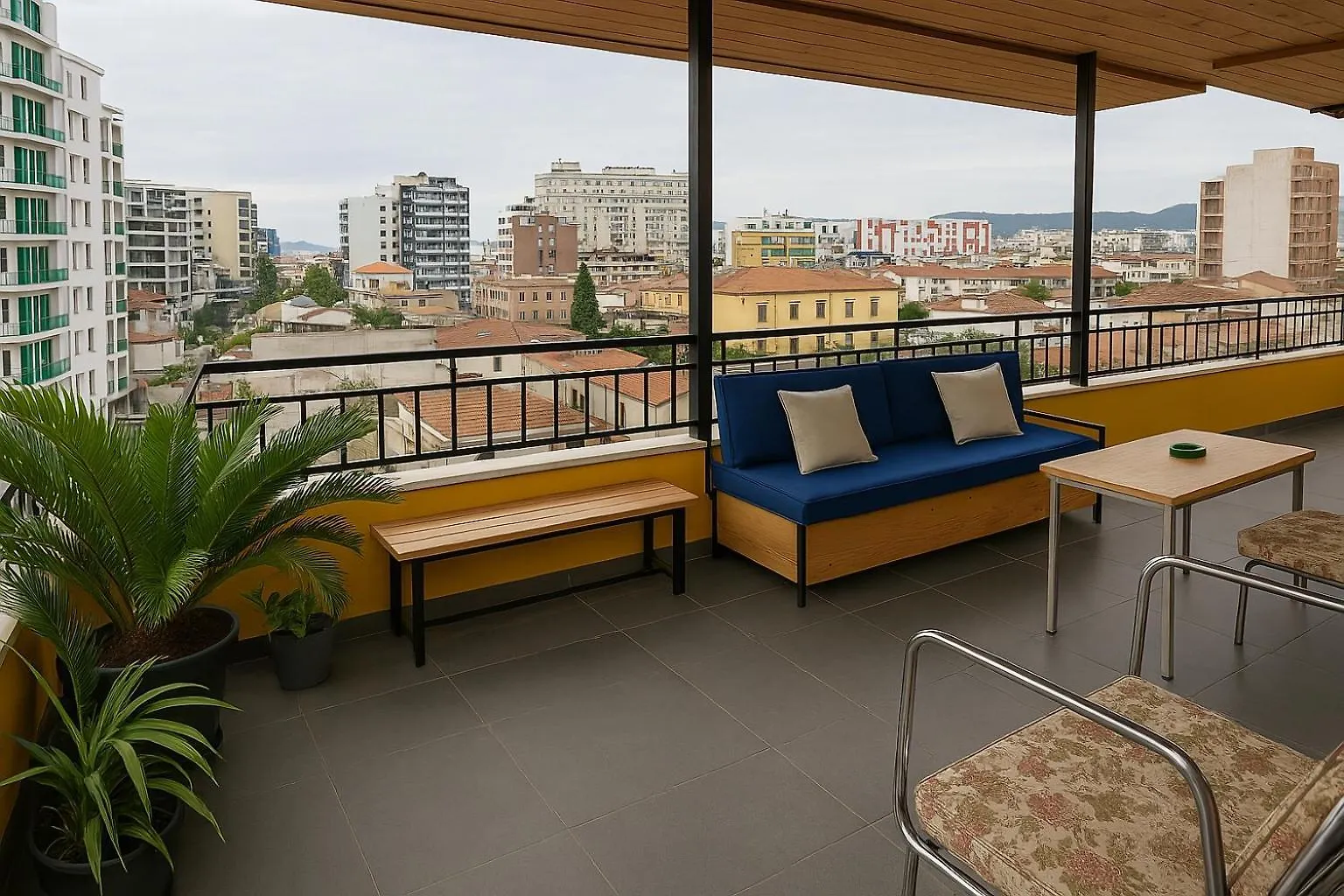 Cozy Big Apartment With Balcony Tirana