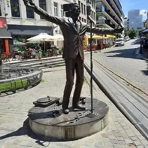 https://jacques-brel-brussels.brusselshotelsbook.com